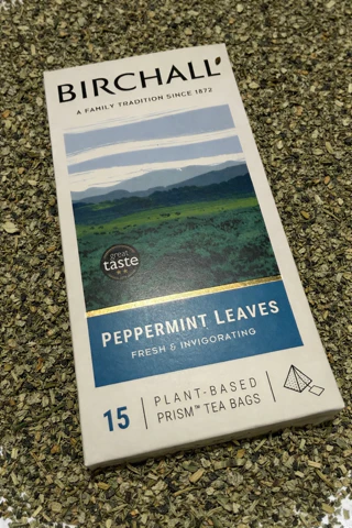 Peppermint Leaves tea product shot